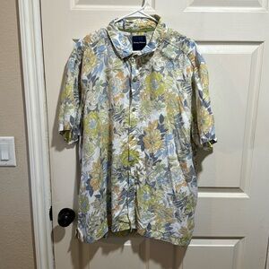 Tommy bahama button up